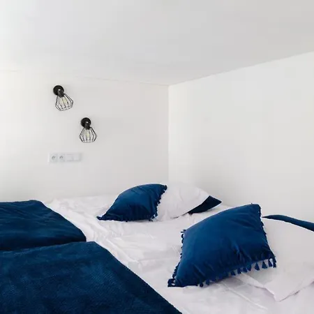 Centrum 3 Narutowicza 56 *